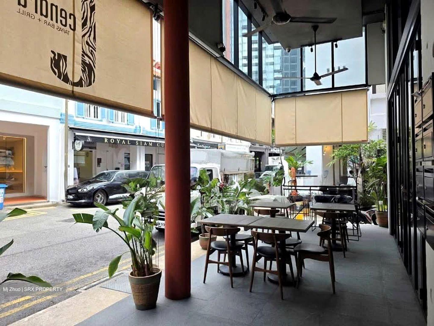 Gemmill Lane (D1), Retail #595632711